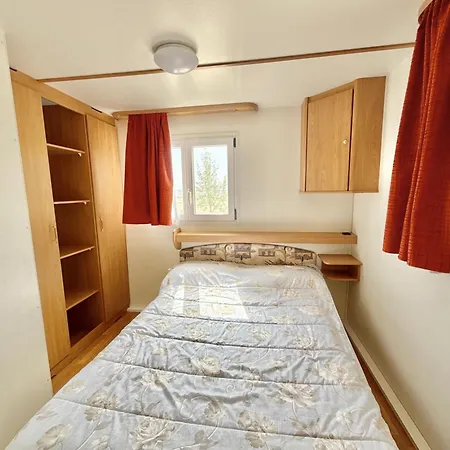 キャンプ場 Amapolas - Villaggio & Mombaroccio